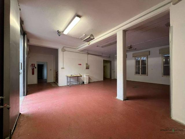 Locale Commerciale in vendita a Mattaleto, Langhirano