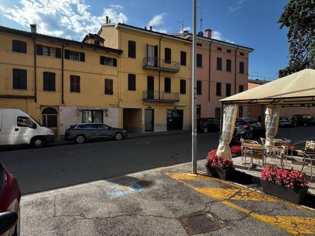 Locale Commerciale in vendita a Cascinapiano, Langhirano