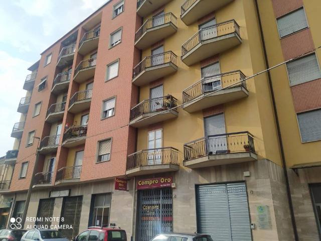 Locale Commerciale in vendita a Unione Montana di Comuni delle Valli di Lanzo, Ceronda e Casternone, Piemonte