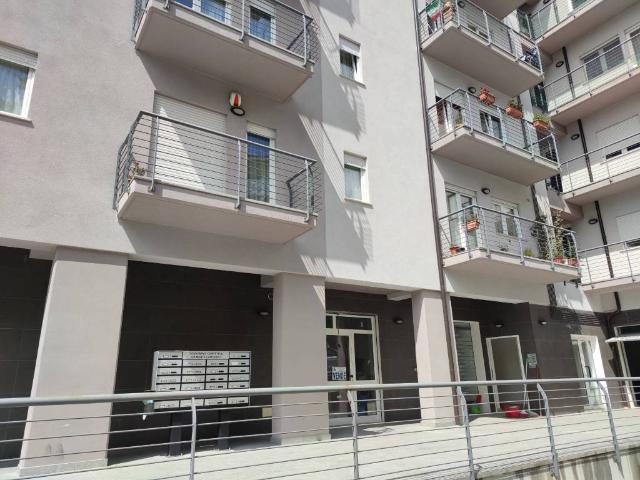 Locale Commerciale in vendita a Torretta, Tornimparte