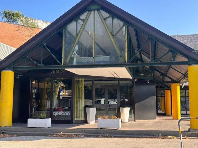 Locale Commerciale in vendita a Valle Pretara, Tornimparte