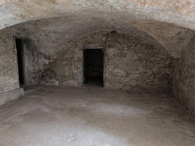 Locale Commerciale in vendita a San Martino a Gangalandi, Lastra A Signa