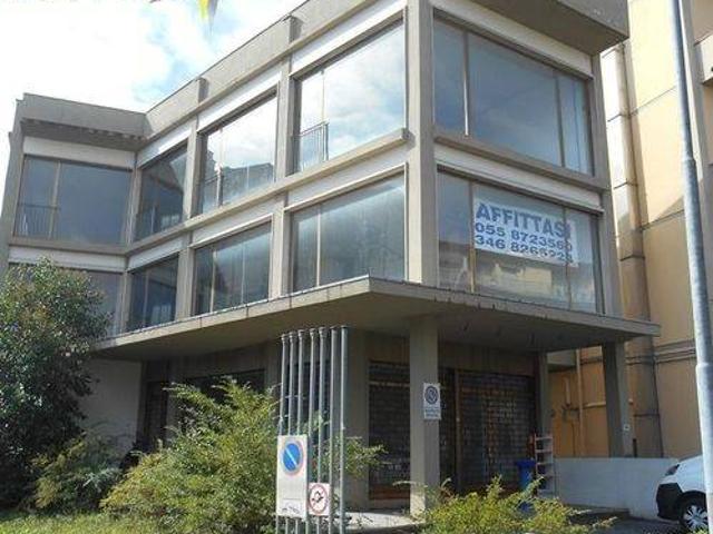 Locale Commerciale in vendita a Calcinaia, Lastra A Signa