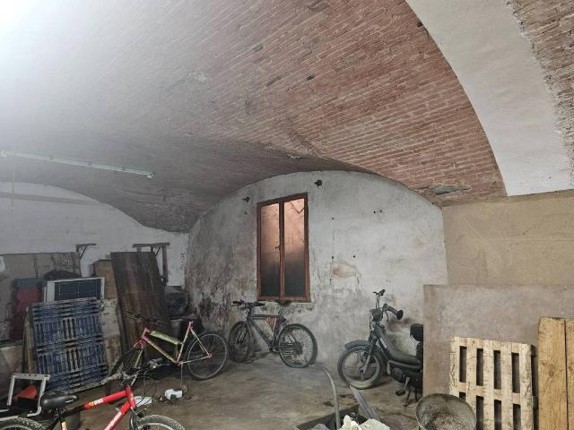 Locale Commerciale in vendita a San Martino a Gangalandi, Lastra A Signa
