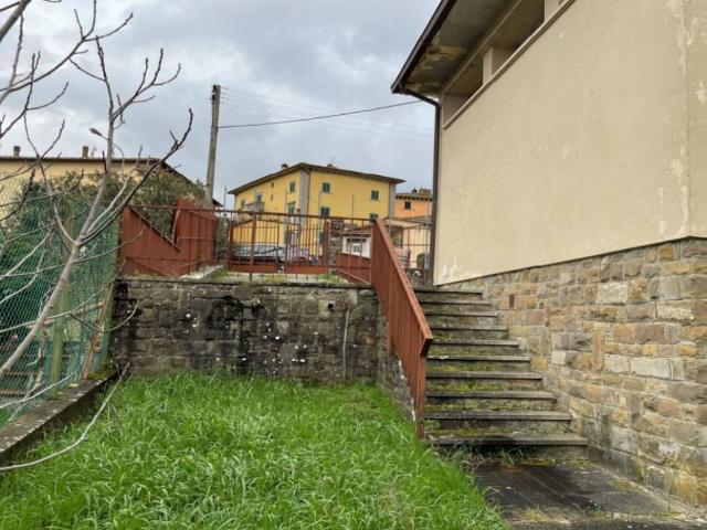 Locale Commerciale in vendita a Laterina Pergine Valdarno, Pergine Valdarno