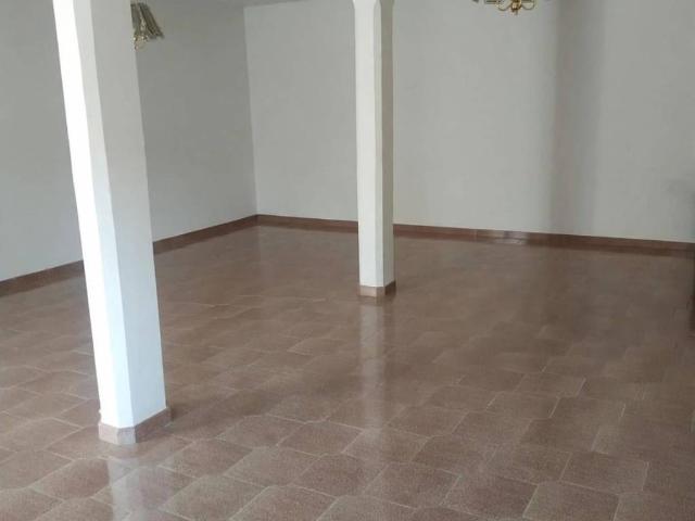 Locale Commerciale in vendita a Borgo Sabotino, Latina