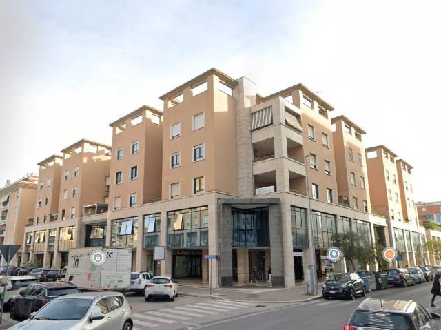 Locale Commerciale in vendita a Goretti, Latina
