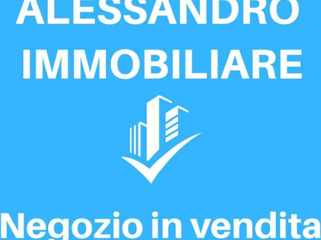 Locale Commerciale in vendita a Piccarello, Latina