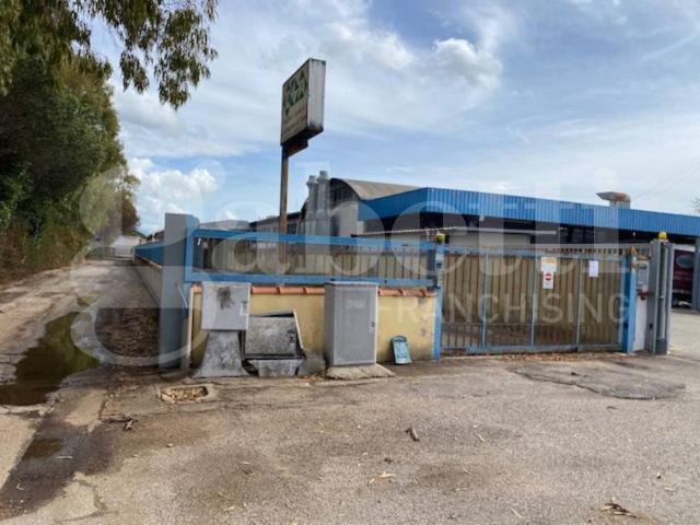 Locale Commerciale in vendita a Borgo Piave, Latina