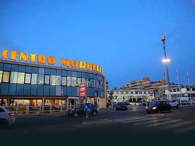 Locale Commerciale in vendita a Persicara, Latina