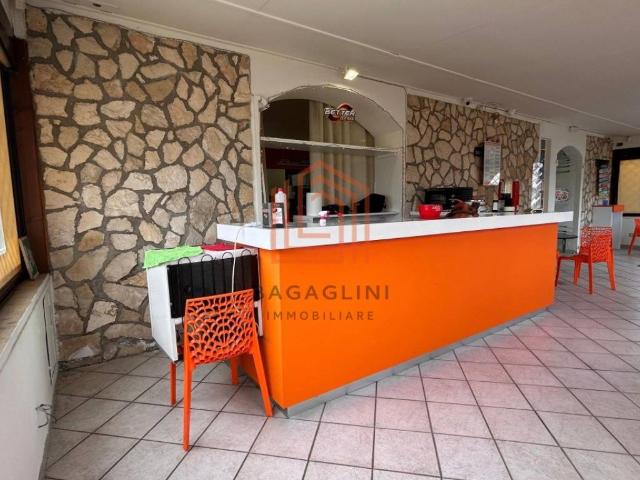 Locale Commerciale in vendita a Borgo Piave, Latina
