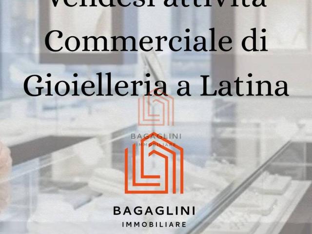 Locale Commerciale in vendita a Latina, Lazio