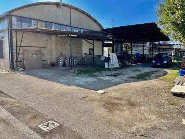 Locale Commerciale in vendita a Borgo Piave, Latina