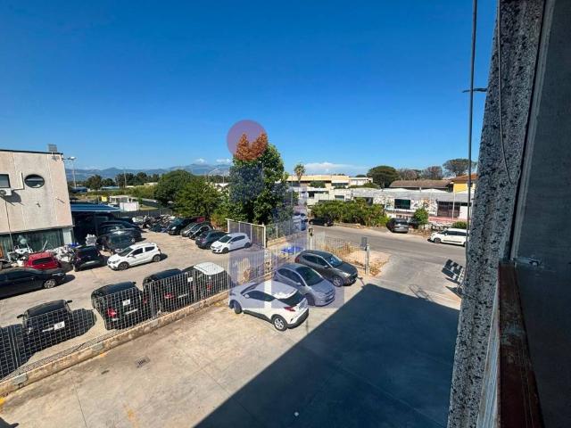 Locale Commerciale in vendita a Borgo Piave, Latina