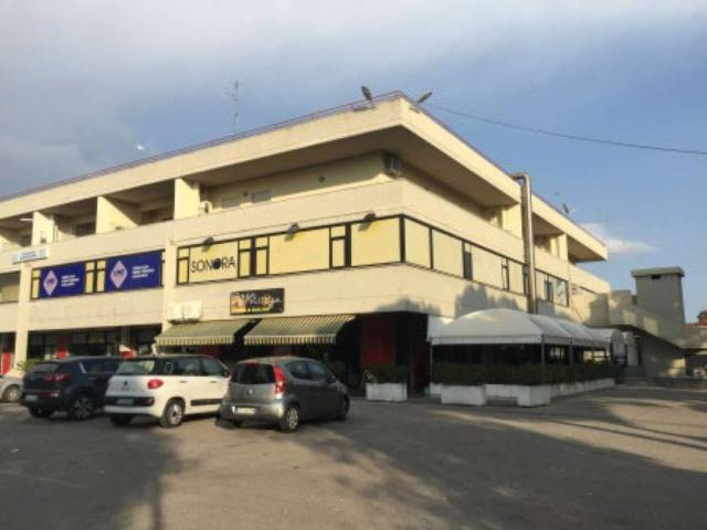 Locale Commerciale in vendita a Europa, Latina