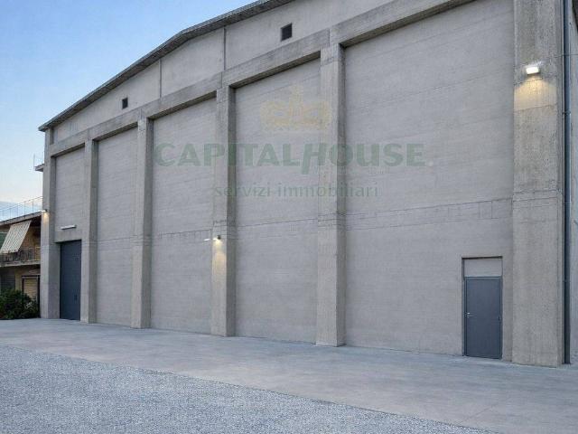 Locale Commerciale in vendita a Lauro, Campania