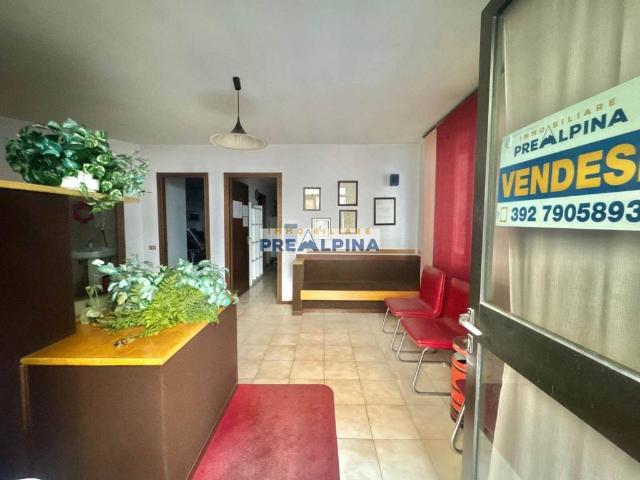 Locale Commerciale in vendita a Leffe, Lombardia
