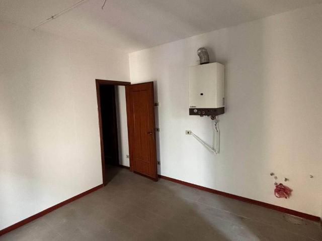 Appartamento in vendita a Lendinara, Veneto