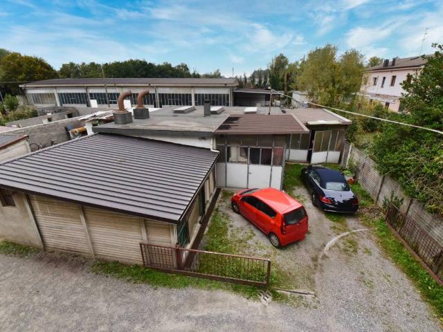 Locale Commerciale in vendita a Lentate Sul Seveso, Lombardia