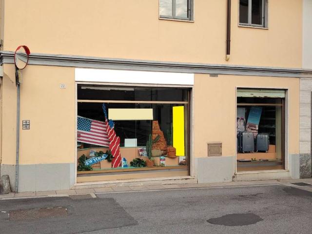 Locale Commerciale in vendita a Birago, Lentate Sul Seveso