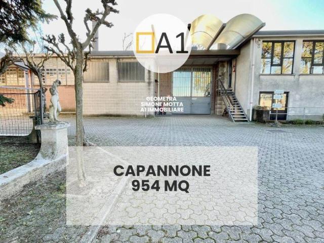 Locale Commerciale in vendita a Copreno, Lentate Sul Seveso