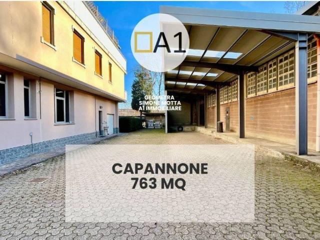 Locale Commerciale in vendita a Copreno, Lentate Sul Seveso