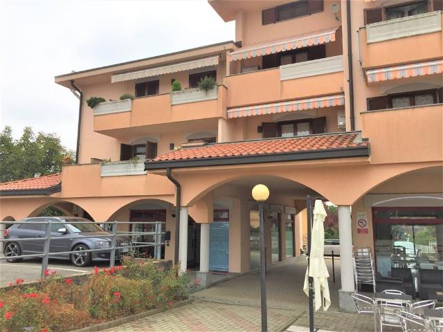Locale Commerciale in vendita a Piemonte, Biella