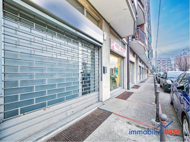 Locale Commerciale in vendita a Limbiate, Lombardia