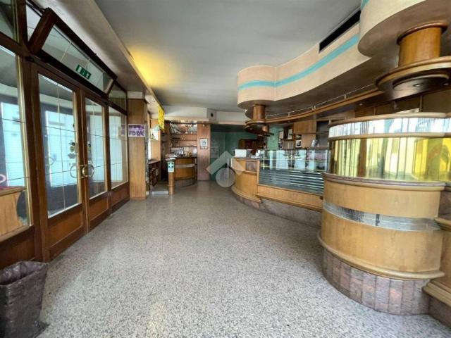 Locale Commerciale in vendita a Limena, Padova