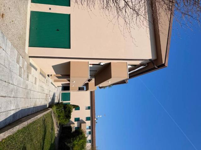 Locale Commerciale in vendita a Limena, Veneto