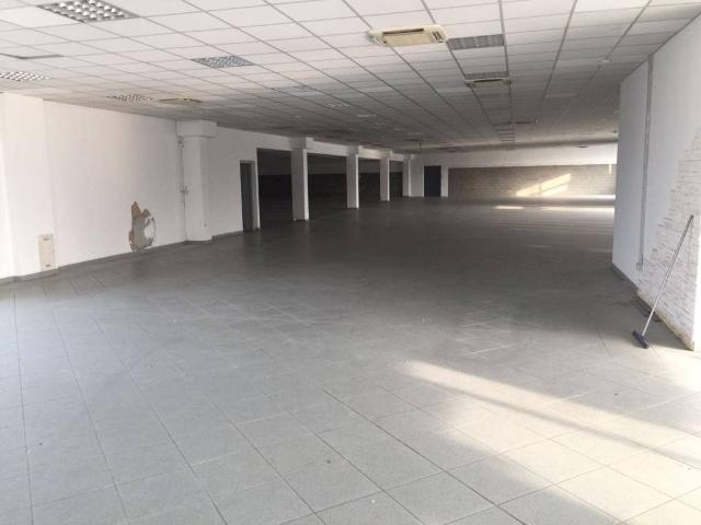 Locale Commerciale in vendita a Liscate, Lombardia
