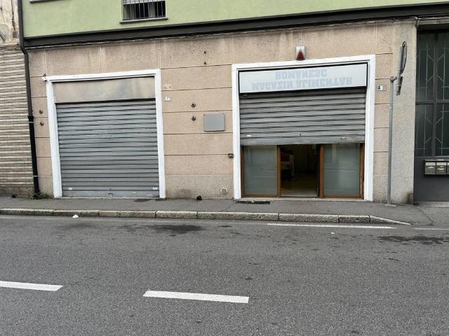 Locale Commerciale in vendita a Centro Storico, Lissone