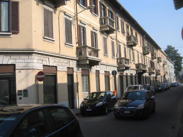 Locale Commerciale in vendita a Cascina Convenio, Lissone