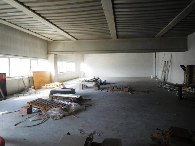 Locale Commerciale in vendita a Livorno