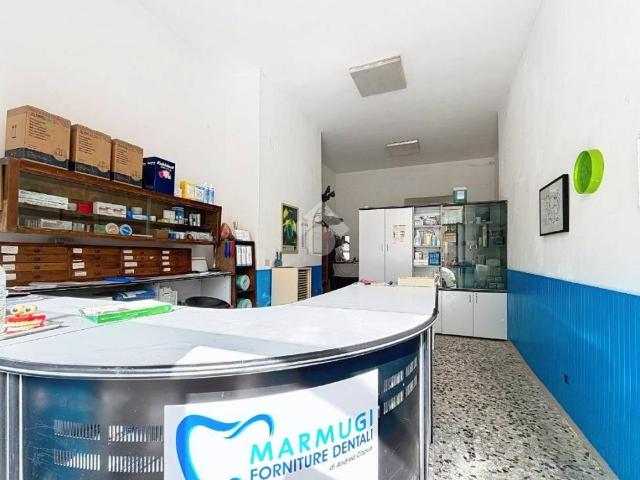 Locale Commerciale in vendita a Livorno, Toscana