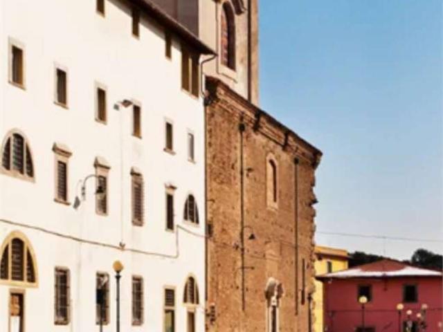 Locale Commerciale in vendita a Venezia Nuova, Livorno
