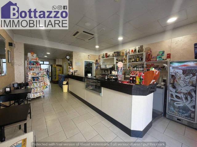 Locale Commerciale in vendita a Puglia, Taranto