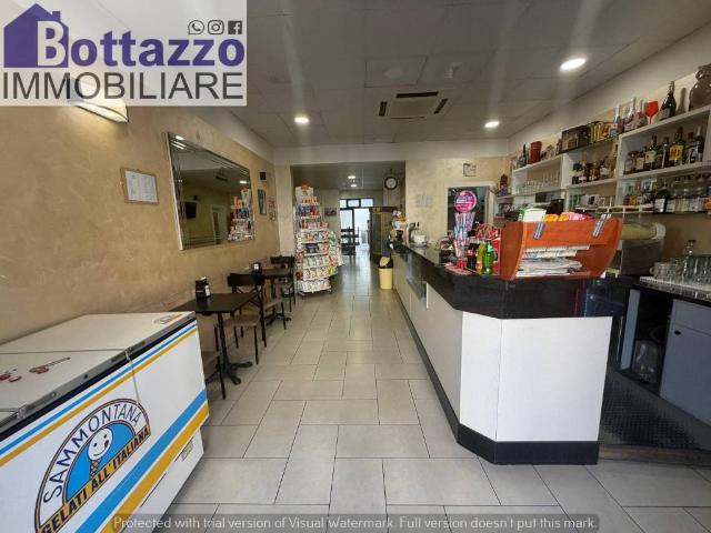 Locale Commerciale in vendita a Puglia, Taranto