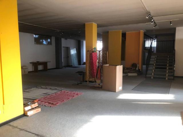 Locale Commerciale in vendita a Fanfani, Lodi