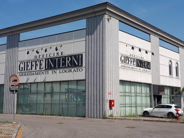 Locale Commerciale in vendita a Unione dei Comuni Bassa Bresciana Occidentale, Lograto