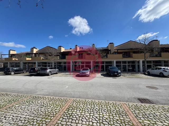 Locale Commerciale in vendita a Longiano, Reggio Emilia