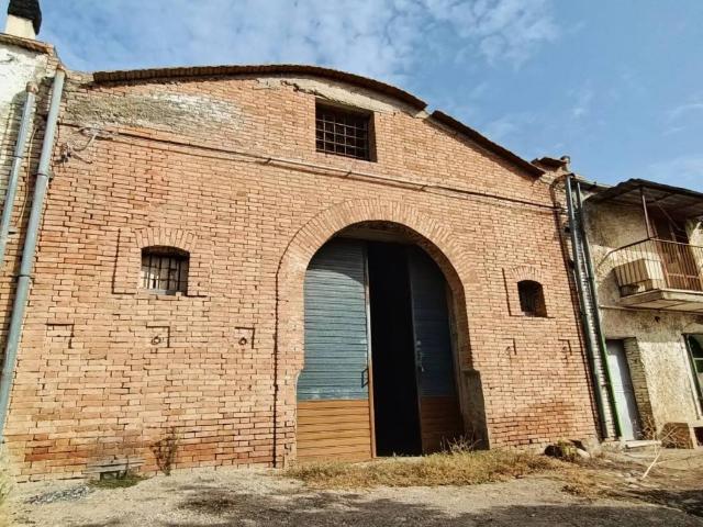 Locale Commerciale in vendita a Puglia, Foggia