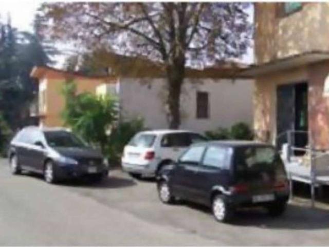 Locale Commerciale in vendita a Unione dei comuni della Bassa Romagna, Lugo