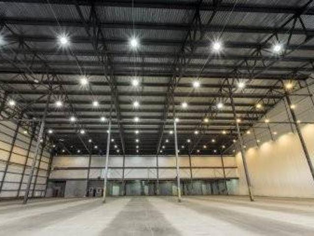 Locale Commerciale in vendita a Unione dei comuni della Bassa Romagna, Lugo