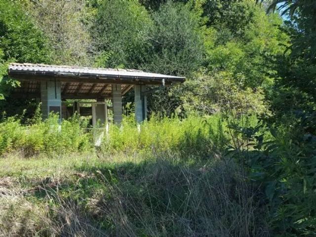 Locale Commerciale in vendita a Comunità Montana Valli del Verbano, Luino