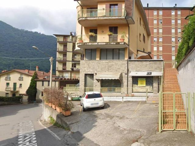 Locale Commerciale in vendita a Comunità montana della valle Trompia, Lumezzane
