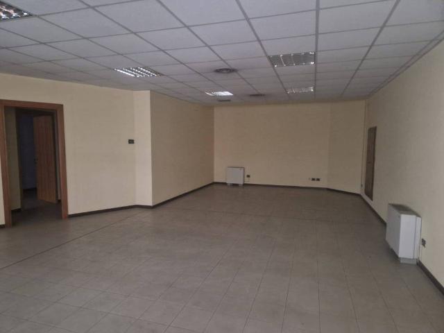 Locale Commerciale in vendita a Comunità montana della valle Trompia, Lumezzane