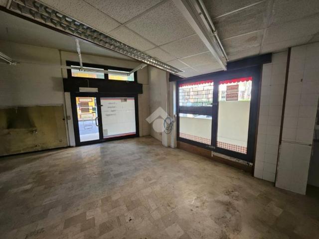 Locale Commerciale in vendita a Comunità montana della valle Trompia, Lumezzane