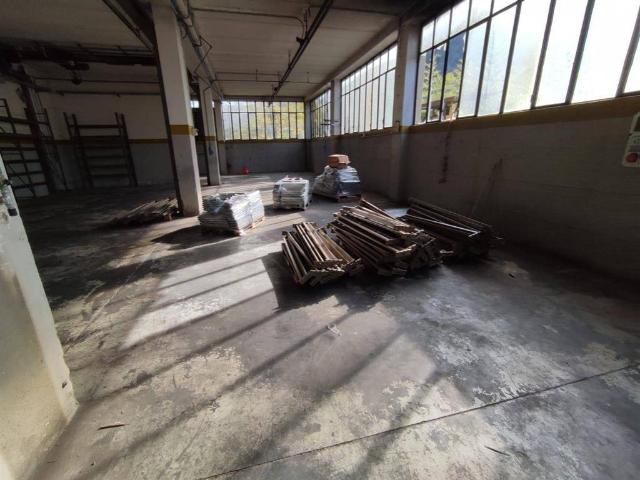 Locale Commerciale in vendita a Comunità montana della valle Trompia, Lumezzane