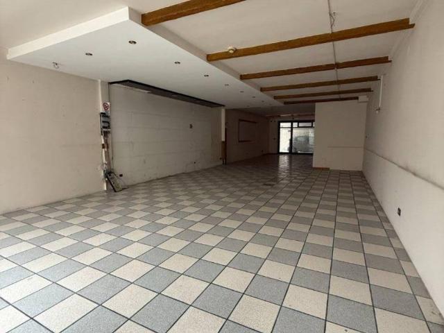 Locale Commerciale in vendita a Comunità montana della valle Trompia, Lumezzane